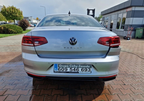 Volkswagen Passat cena 58999 przebieg: 112000, rok produkcji 2022 z Pasym małe 106